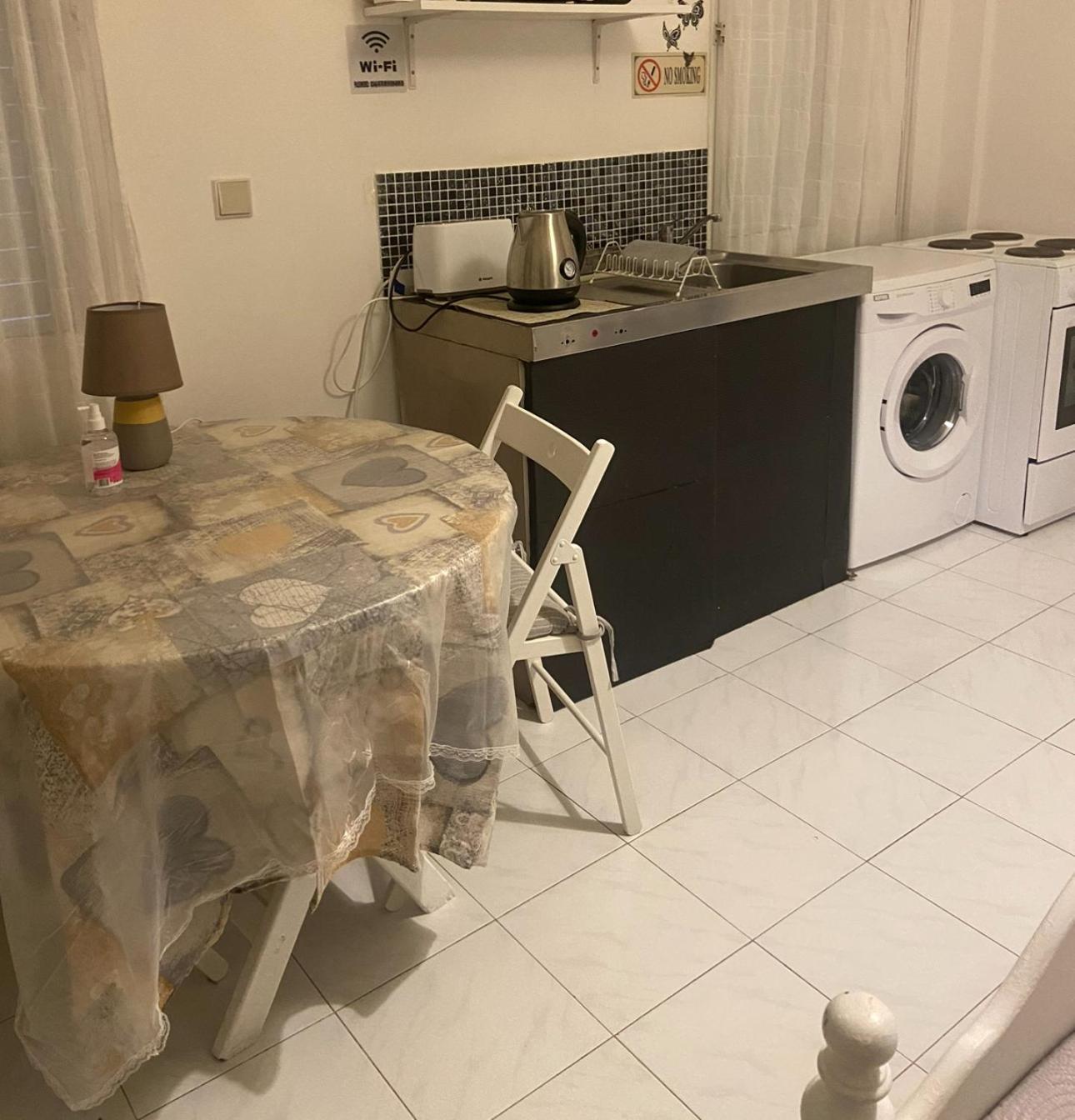 Paphos Elena'S Guest House A מראה חיצוני תמונה